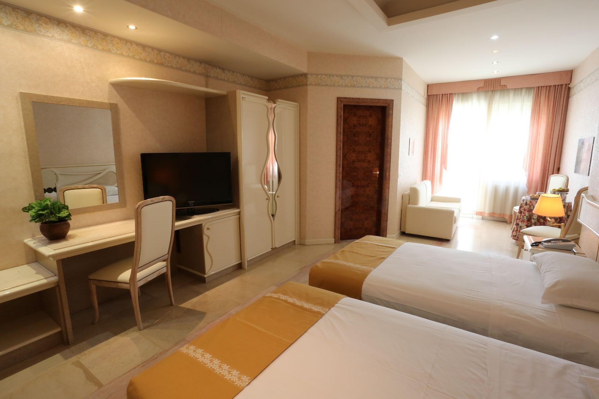 Hotel Europa فوجيا المظهر الخارجي الصورة