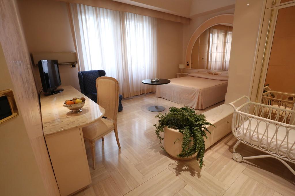 Hotel Europa فوجيا المظهر الخارجي الصورة