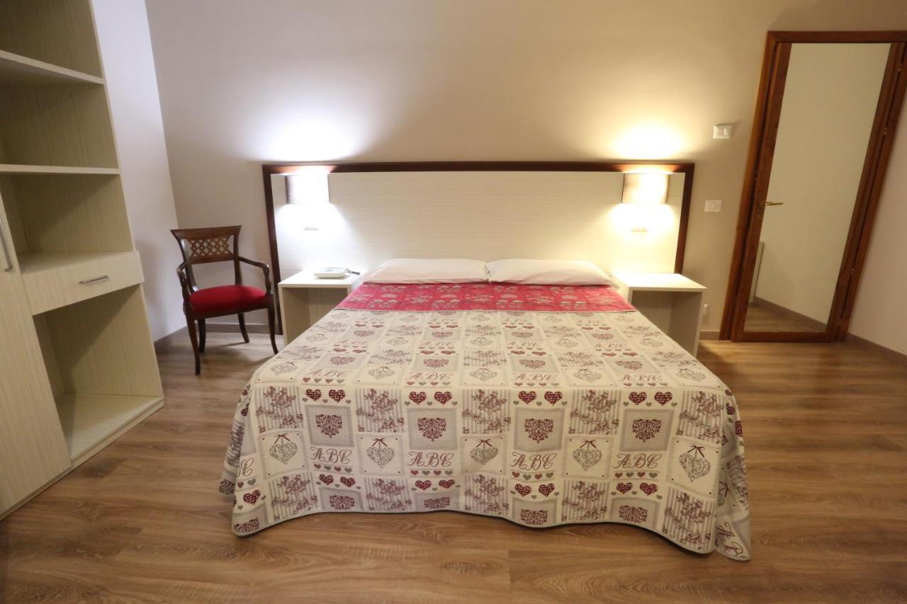 Hotel Europa فوجيا المظهر الخارجي الصورة